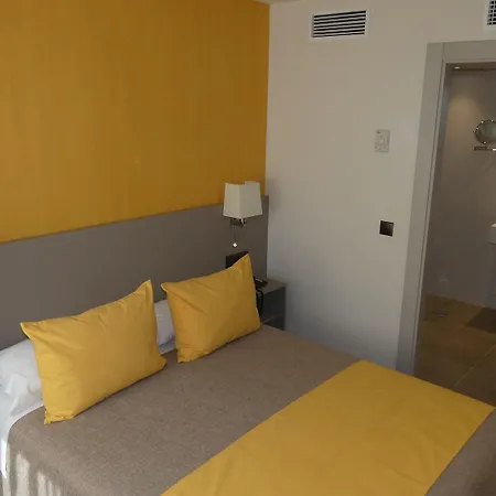 Hotel Zeus 2*